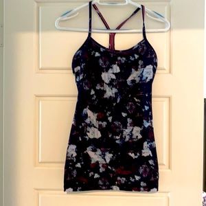 Lululemon workout tank